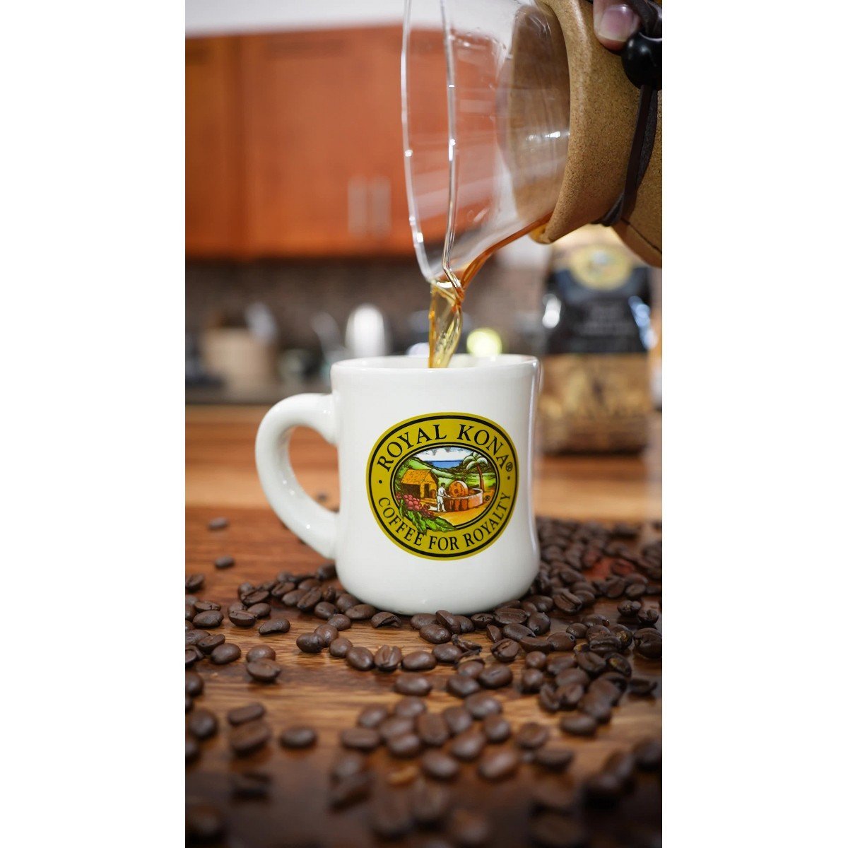 Royal Kona Vanilla Macadamia Nut Medium Roast Ground Coffee - 8oz - Image 2